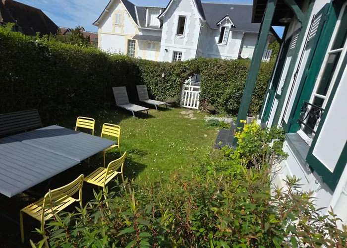 بيت للعطل Capucine 200 M Away, Close To Deauville